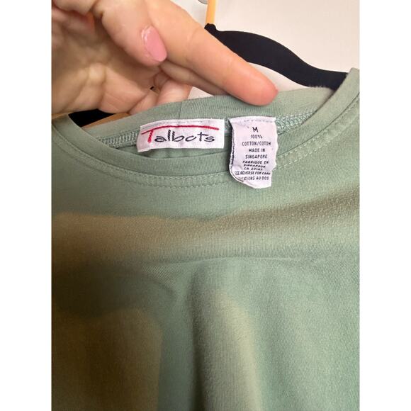Talbots Green Scoop Neck Basic Tee Women Size Medium M Scoop Classic - Picture 4 of 7